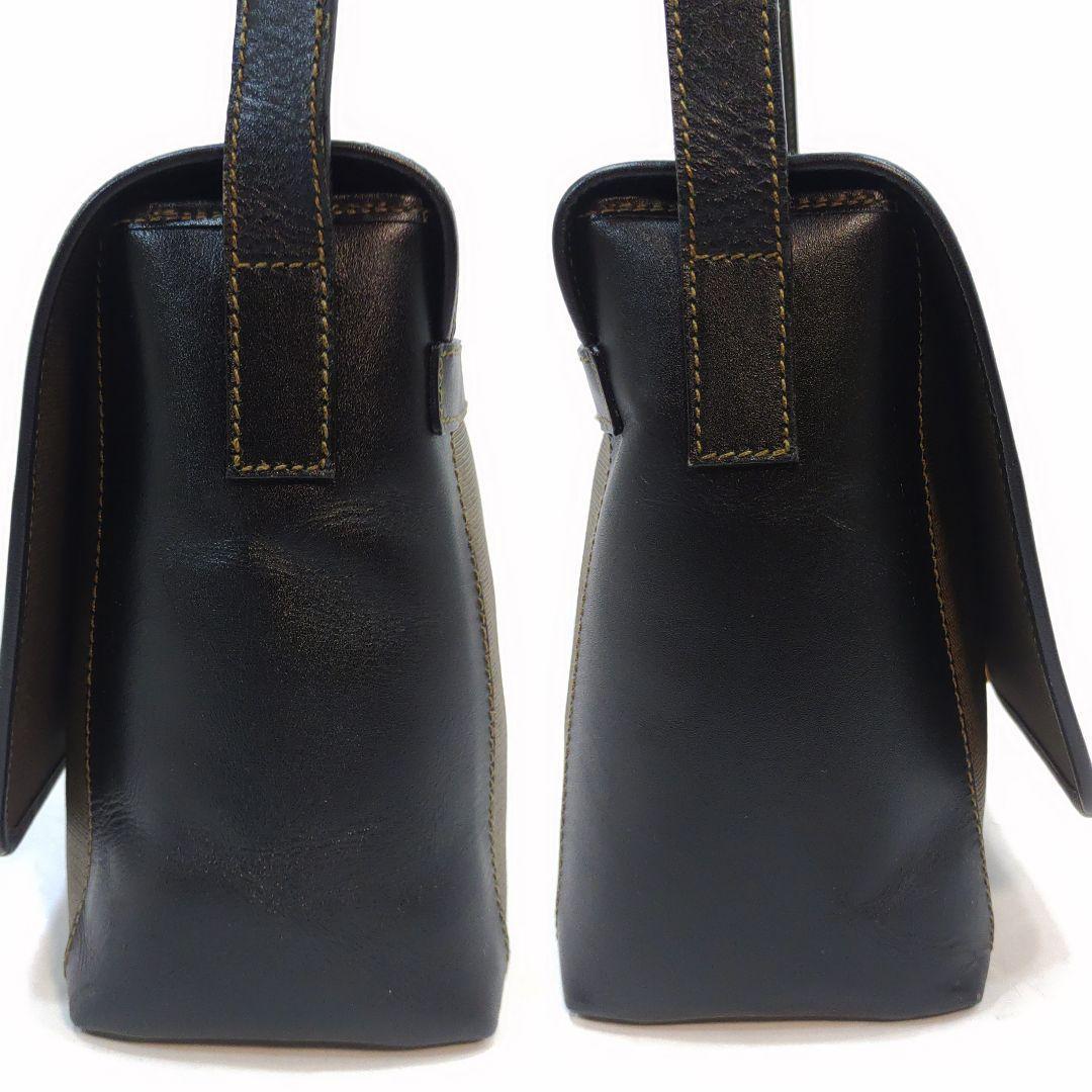 フェンディ メッセンジャーバッグ PVC×レザー FFロゴ カーキ