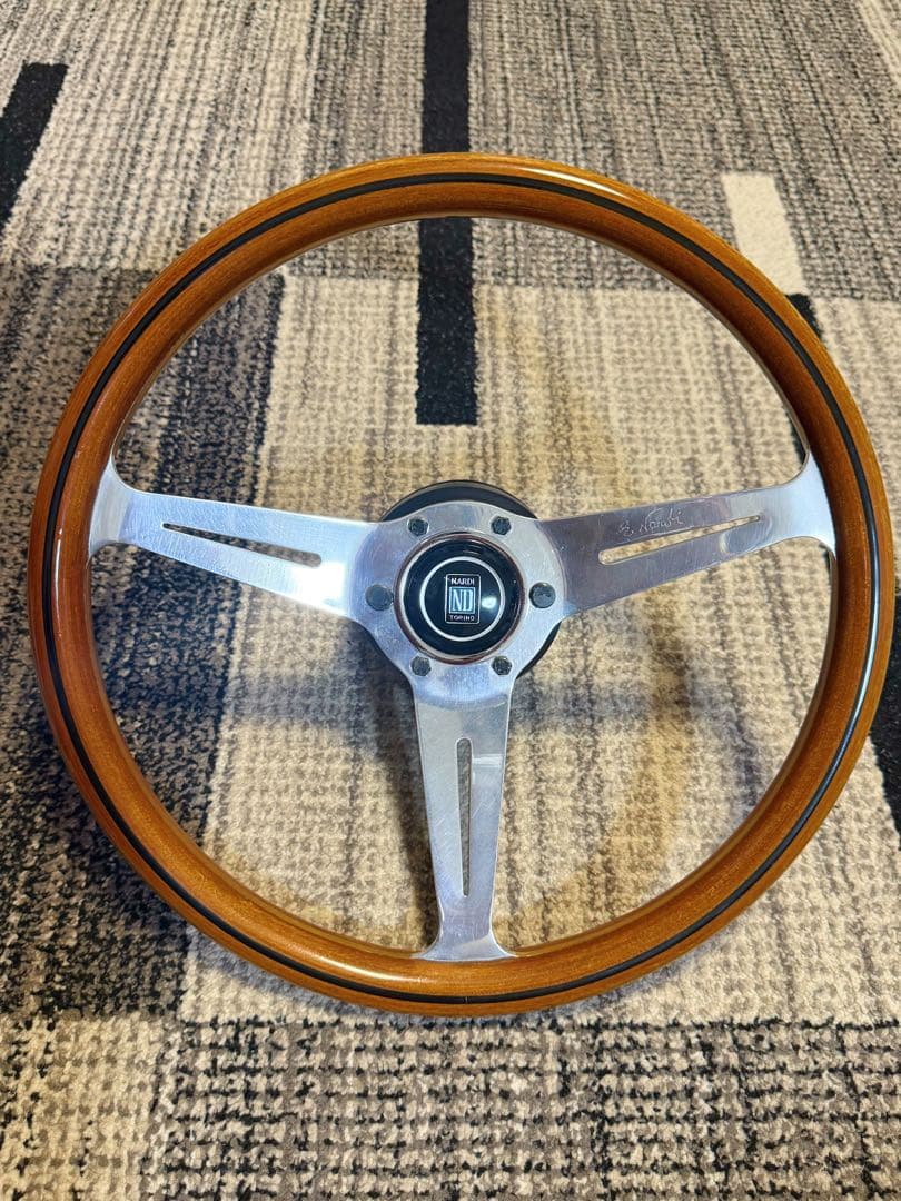 NARDI ナルディ クラシックウッド ポリッシュ 37Φホーンボタン付