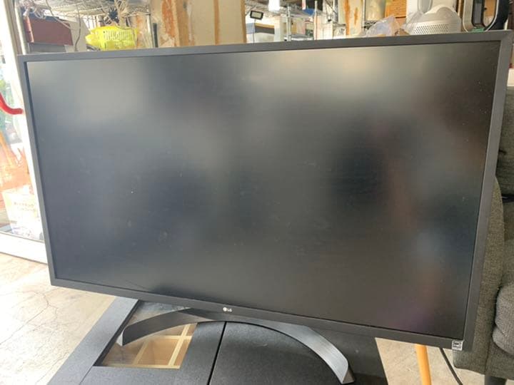 LGエレクトロニクスの31.5型　モニタ
