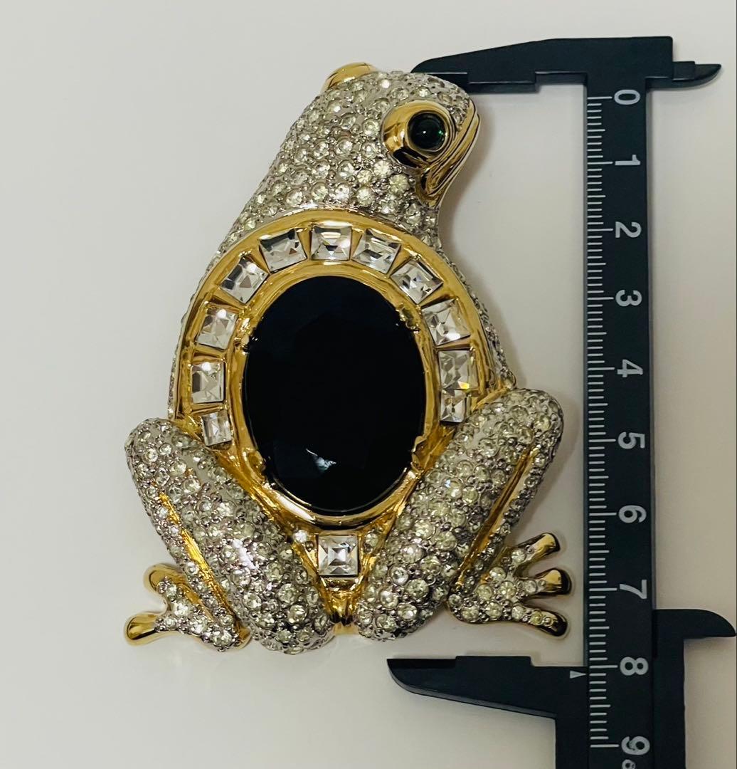 【希少】ヴァレンティノ ヴィンテージ ブローチ カエル Frog カラーストーン