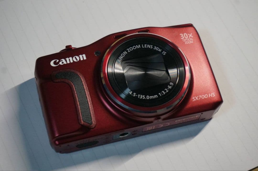 キャノン　SX700HS　充電器、バッテリー付属