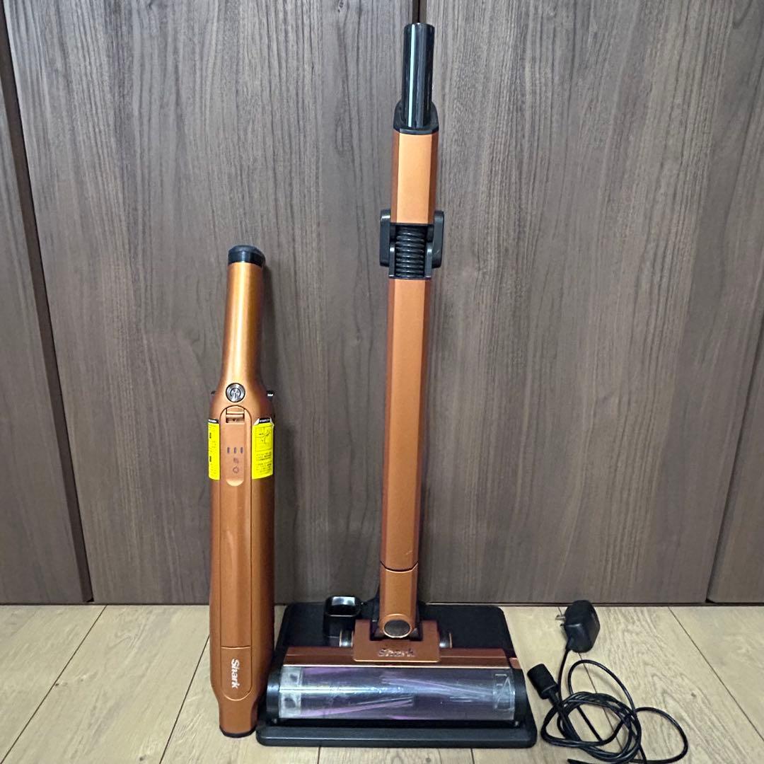 SHARK　シャーク コードレスサイクロン掃除機 CS651JOR キャメル