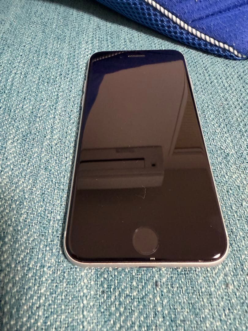 Apple iPhoneSE2ホワイト 本体64G