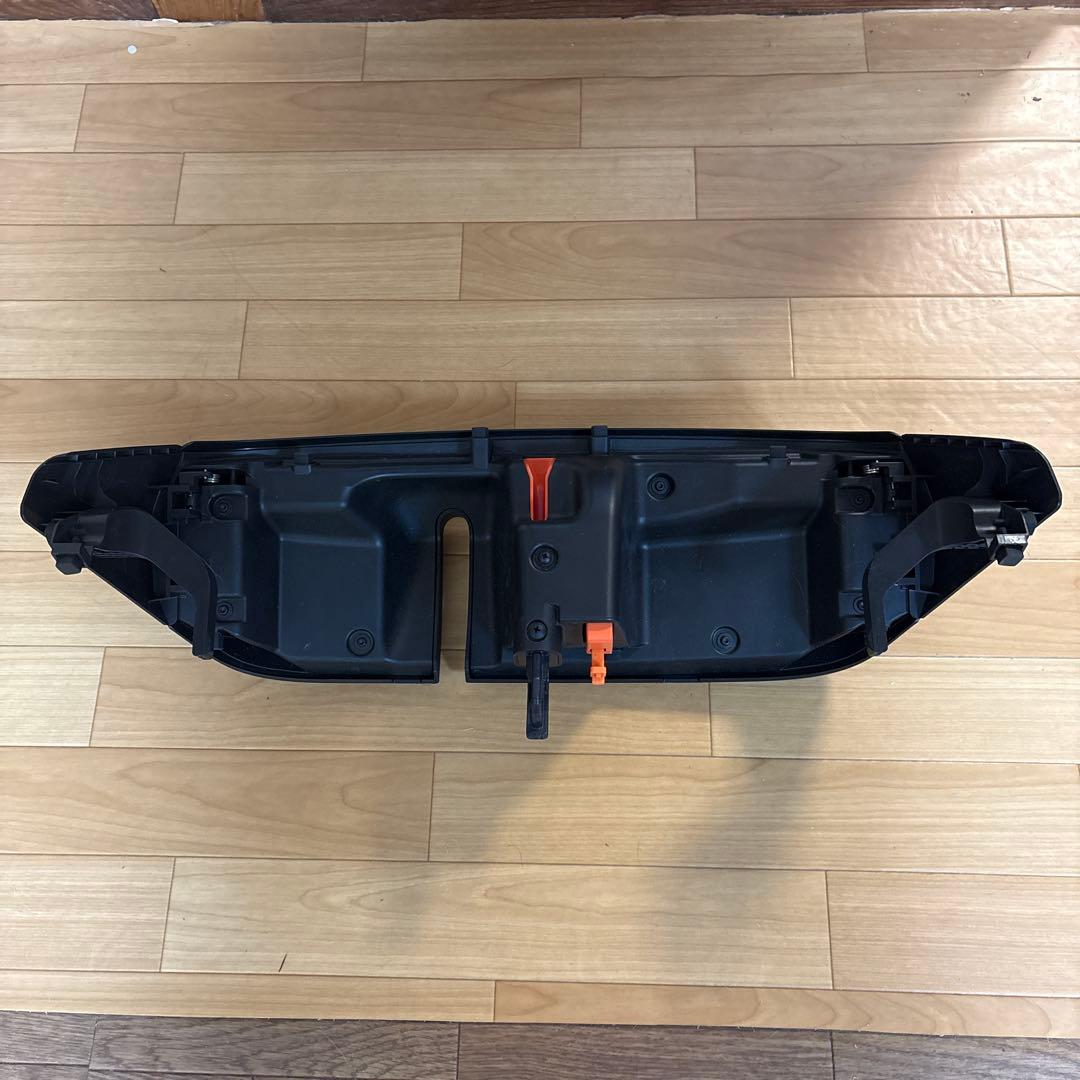 日産リーフZero Emission 充電ポートカバー　取扱説明書・収納袋付き