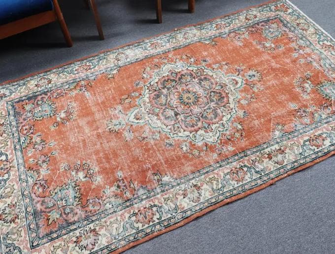 トルコ ヴィンテージラグ A12 レア オレンジ ブラウン ピンク ブルー