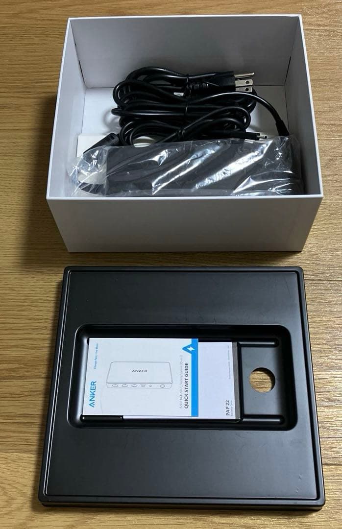 Anker 563 USB-C ドッキングステーション