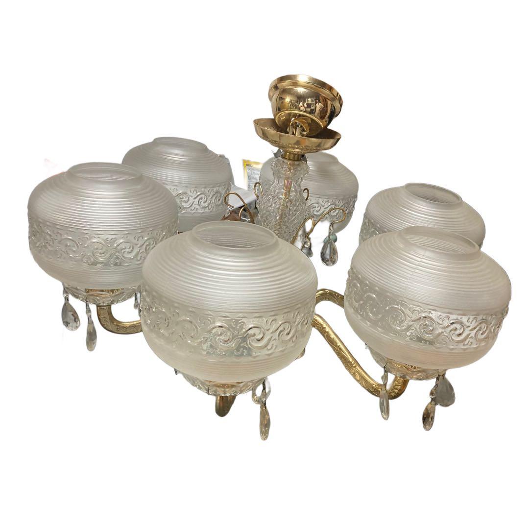 昭和レトロ シャンデリア　シャンデリ　ゴージャス　旅館　ライト　電球　ホテル