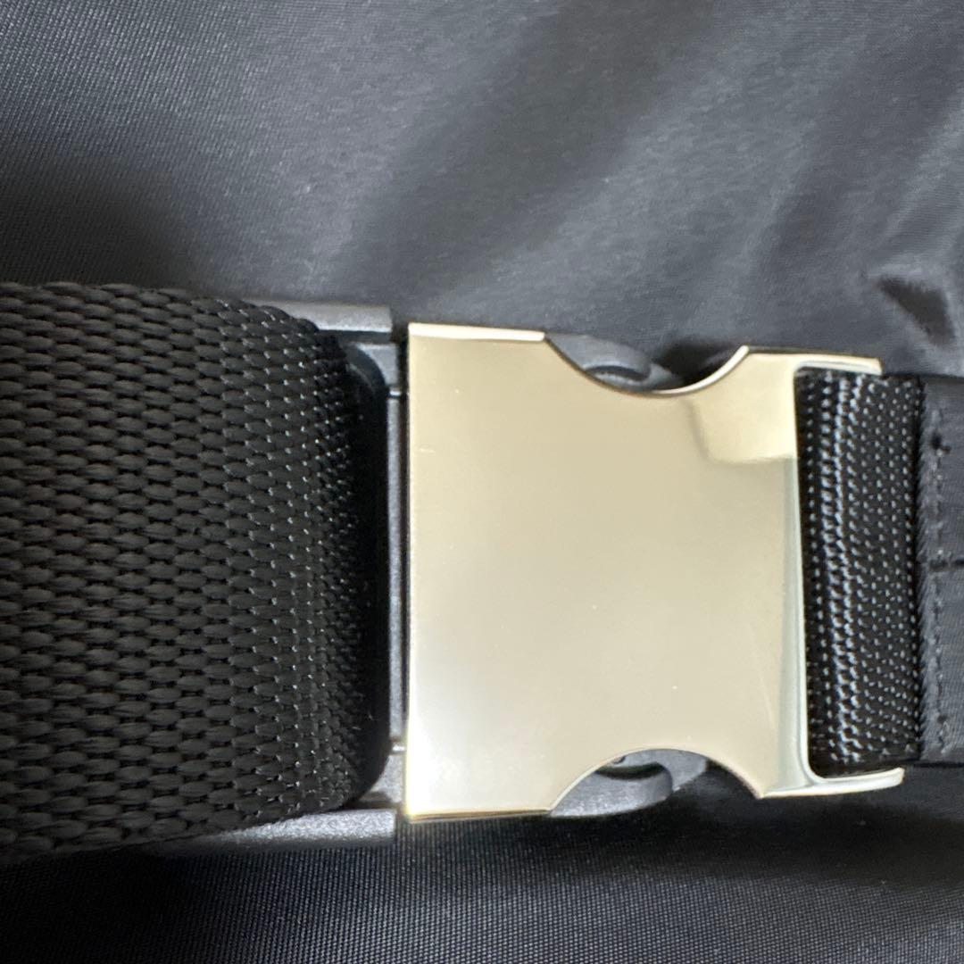 【美品】PRADA ボディバッグ 2VL005 RFID認識済み　三角ロゴ