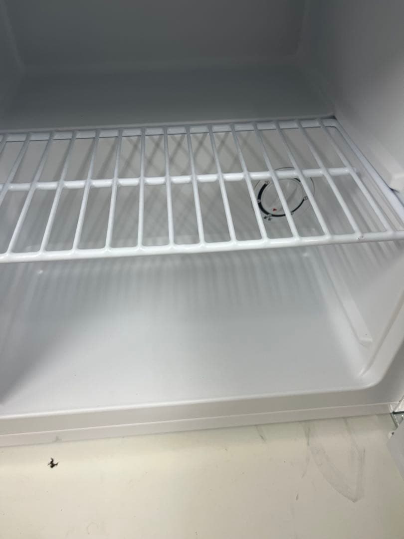 山善 冷凍庫 小型冷蔵庫31L YF-WU30(W) 冷蔵モード搭載　T