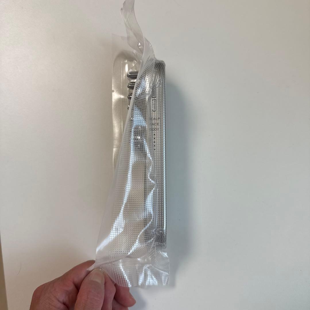 新品・未使用 SALONIA EMS LIFT BRUSH