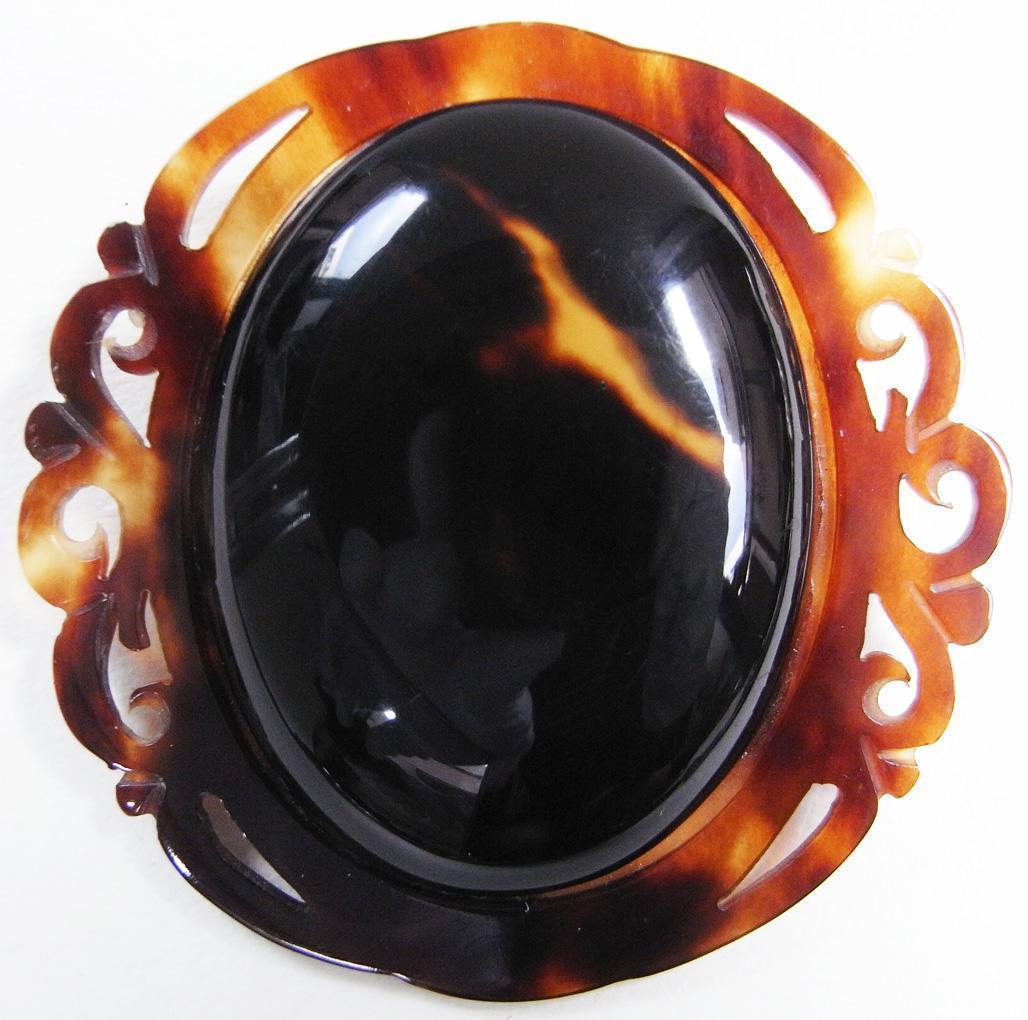 ★鼈甲（べっ甲）無垢・大きめブローチ★未使用★　鼈甲保証★　未使用品・新品★