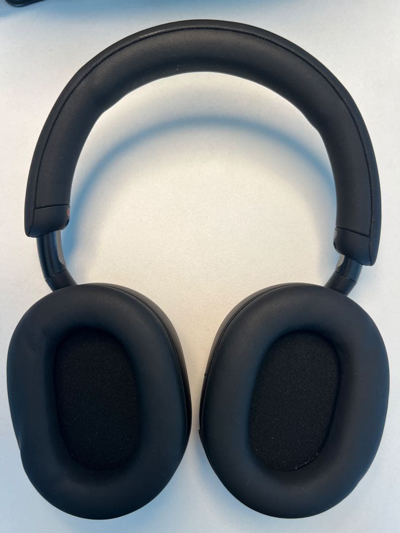 【美品】SONY WH-1000XM5 ブラック ノイズキャンセリングヘッドホン