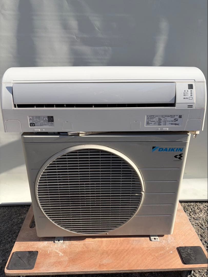 大阪府限定　ダイキン　エアコン　F25YTES-W 2021年