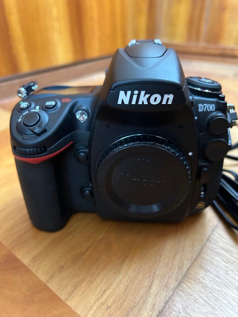 美品　Nikon D700 デジタル一眼レフカメラ 本体