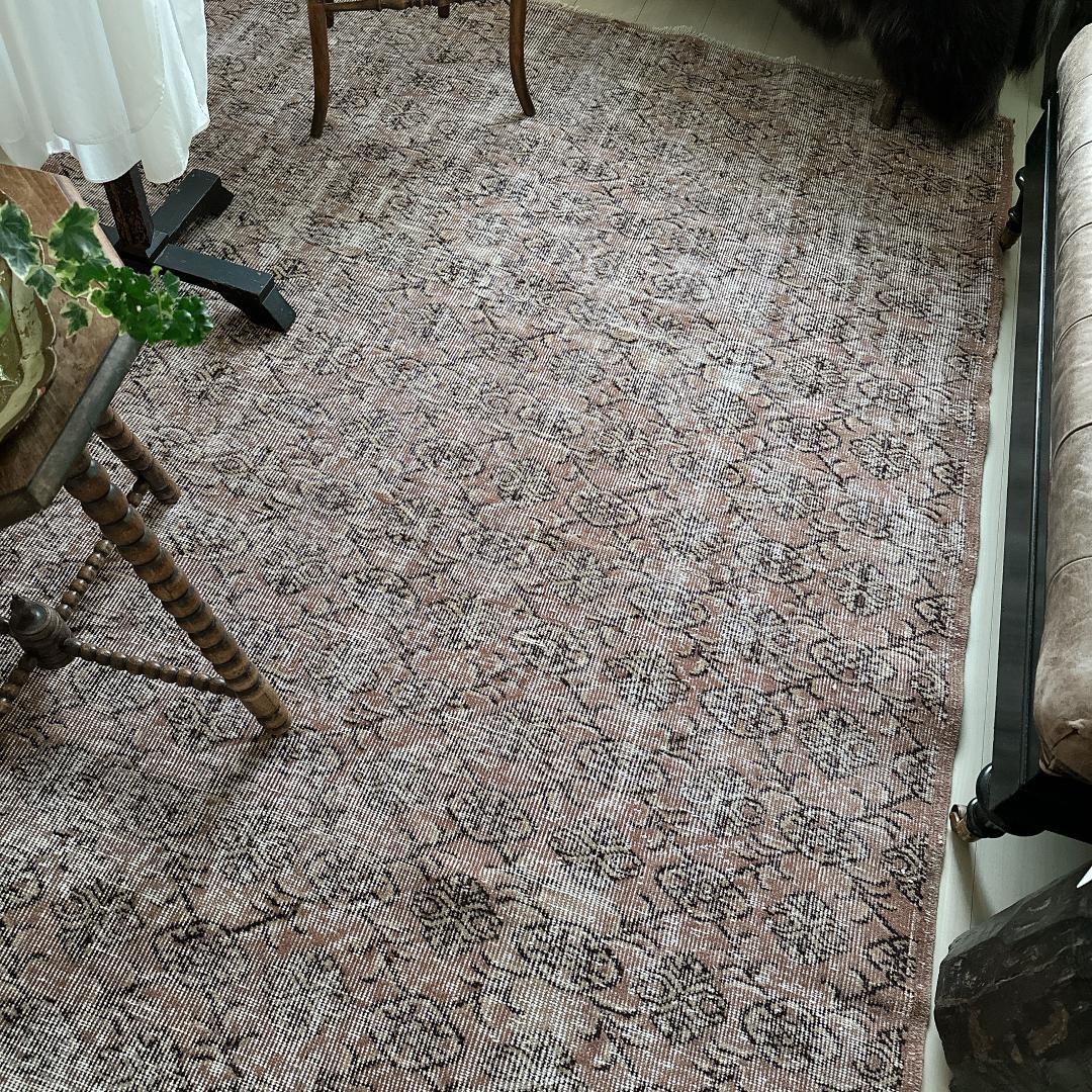 トルコ ヴィンテージラグ979 超大判 レア 人気柄 紋章 トープブラウン