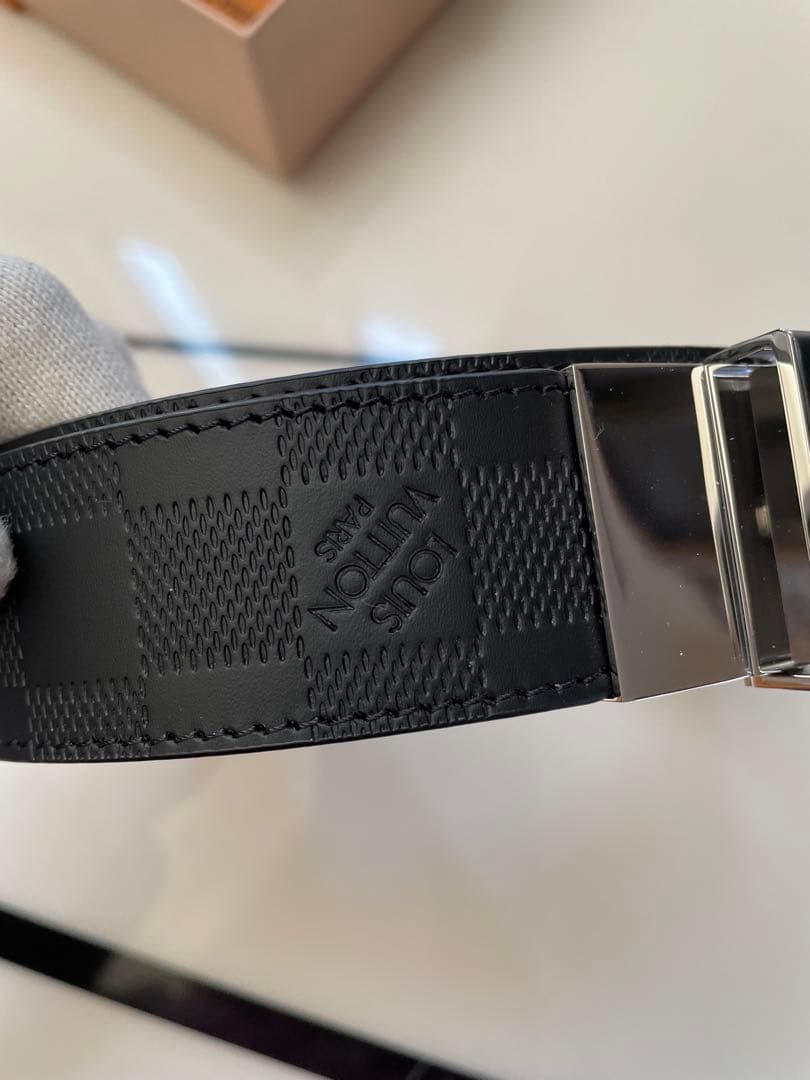 （新品）ルイヴィンサンチュールスレンダー M9906レザーベルト　ダミエ