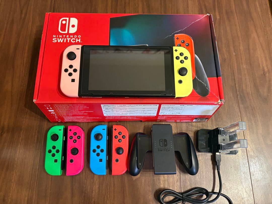 Nintendo Switch 本体 ジョイコン6個&充電ドック付き