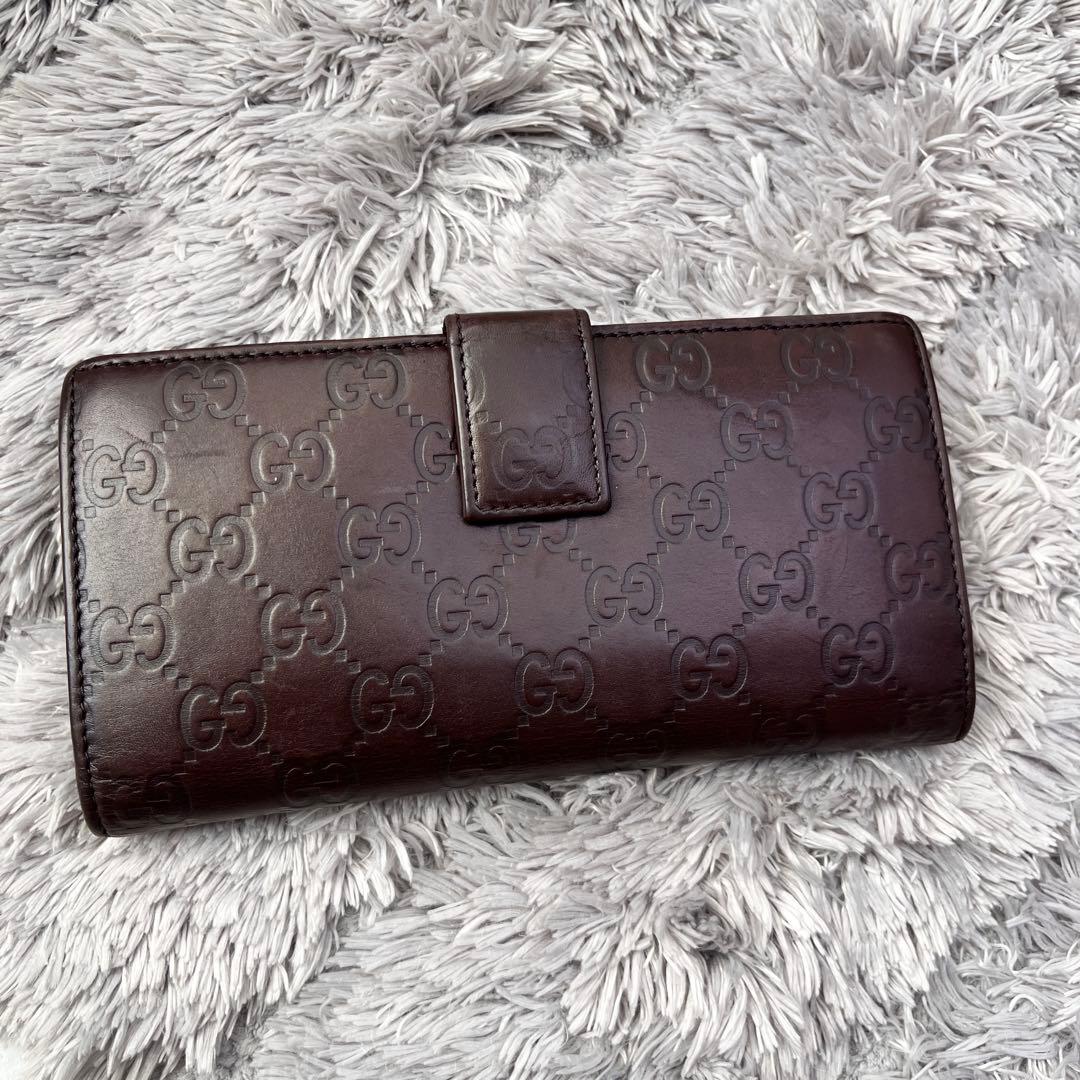 良品✨GUCCI シマ　長財布　ダークブラウン　ロゴプレート　Wホック