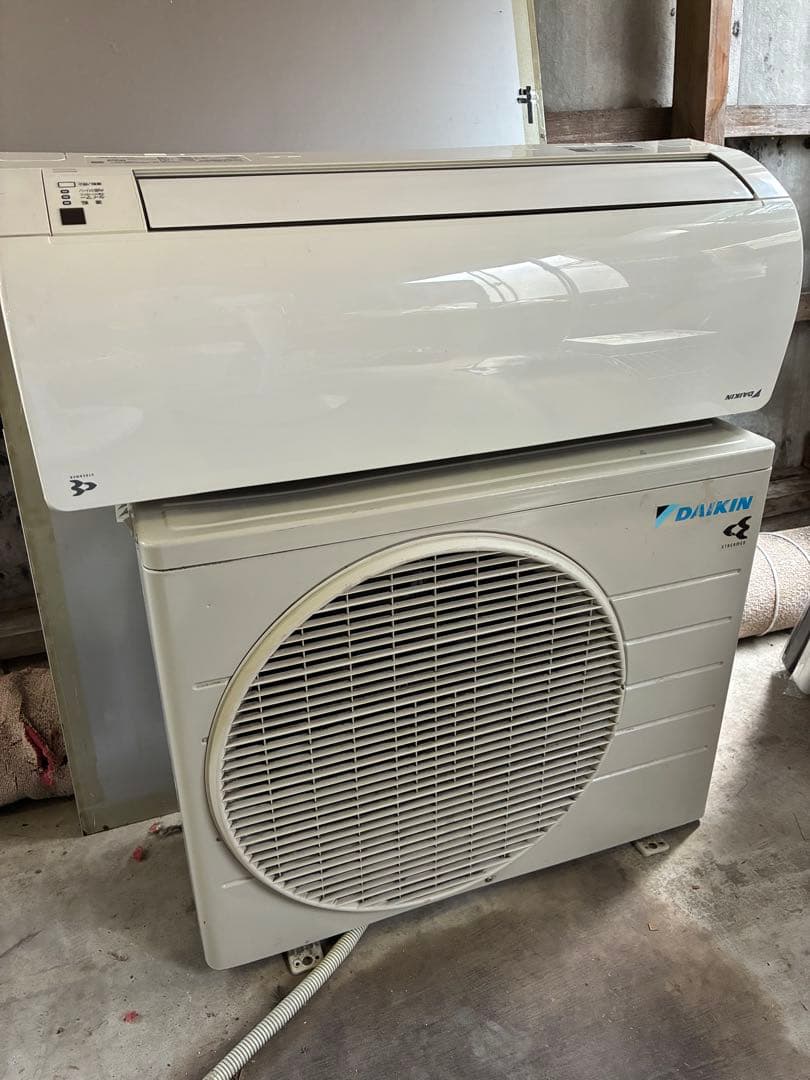 DAIKIN エアコン AJT22XNS-W 2020年製
