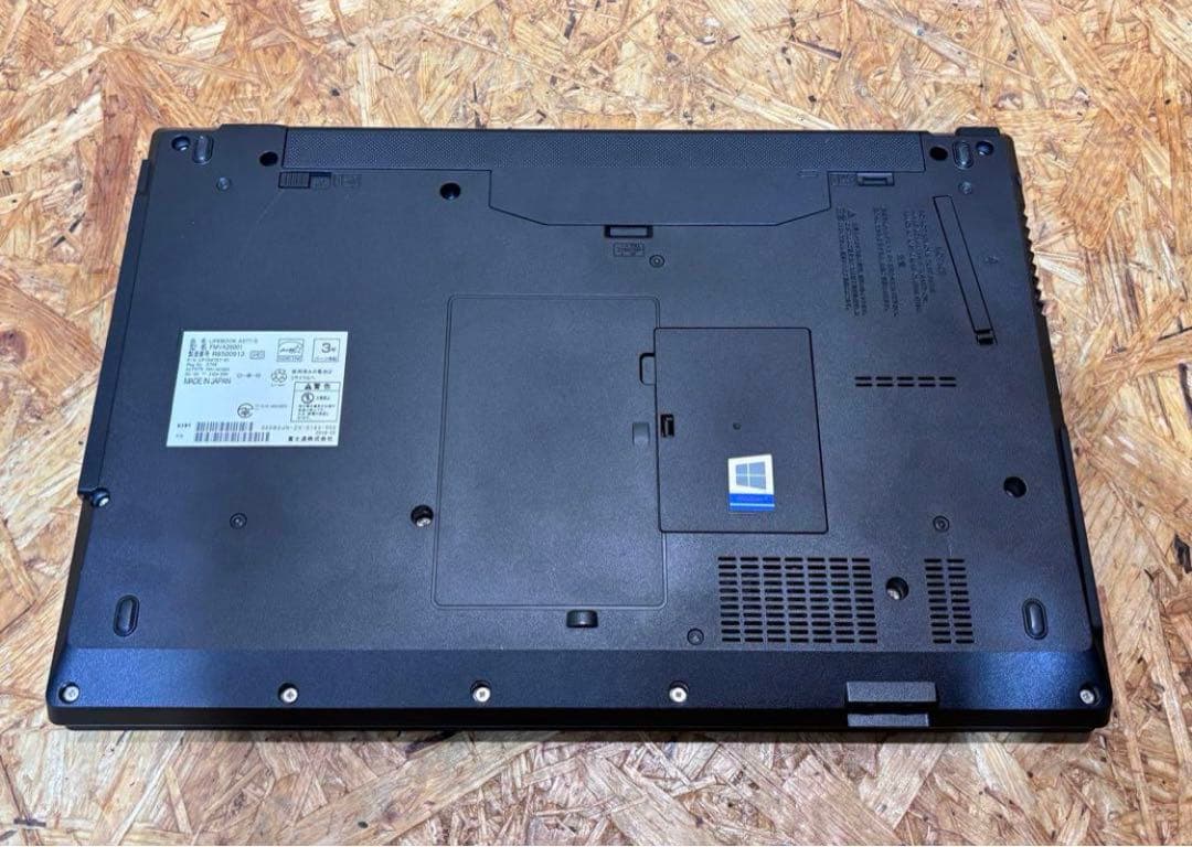 ノートバソコン LIFEBOOK A577/S FMV 富士通 i5-7300U