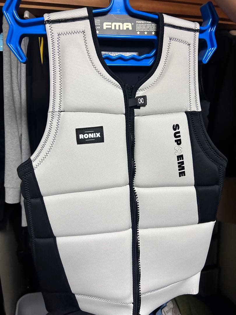 RONIX SUPREME ライフジャケット グレー/ブラック