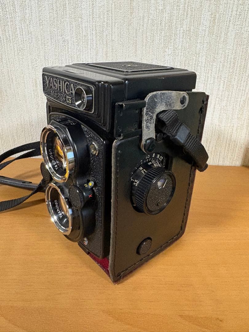 Yashica Mat 124 G 二眼レフカメラ