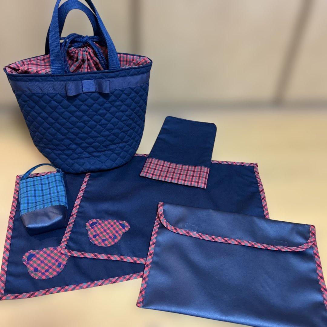 maaruu様オーダー^ ^ファミリアチェックの入園グッズ