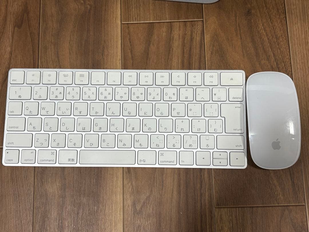 iMac 21.5インチ Retina4K 2015 256GB i5 8GB