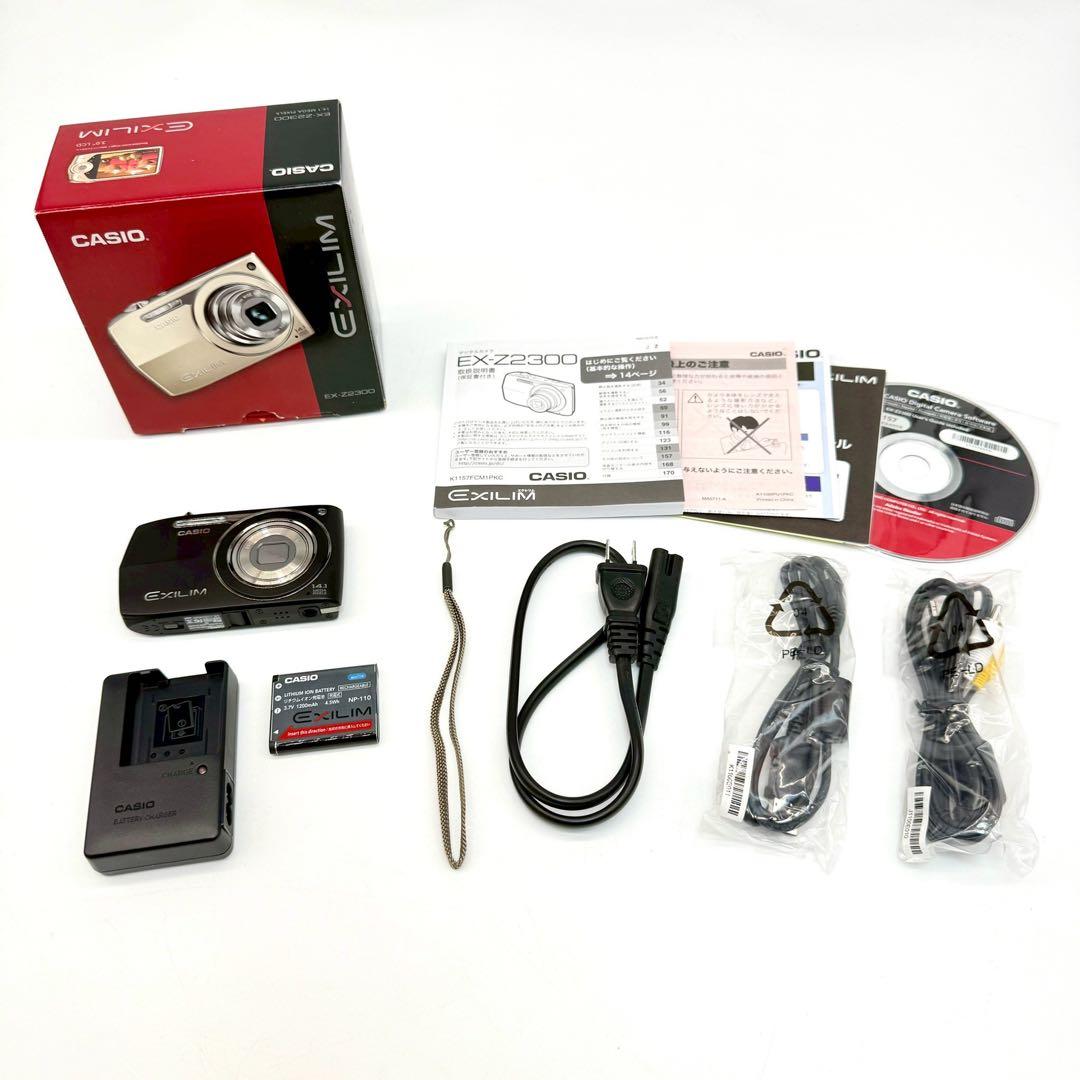 CASIO EXILIM EX-Z2300 デジタルカメラ　カシオ　コンデジ