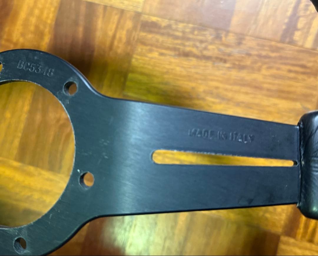 Nardi Torino ステアリング 3本スポーク