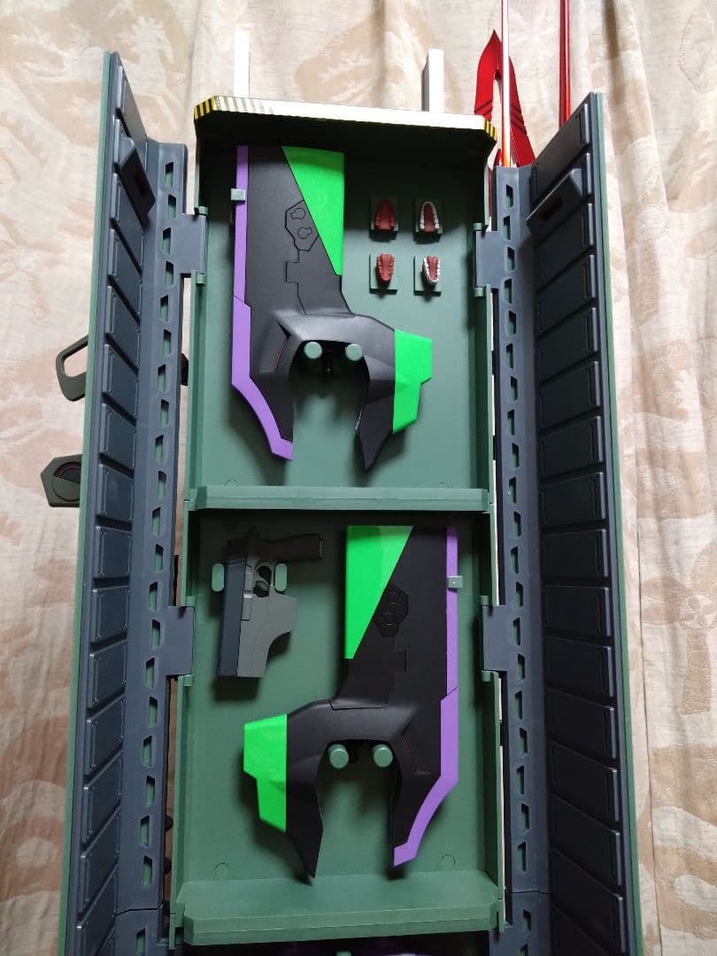 デアゴスティーニ　エヴァンゲリオン初号機をつくる　全巻組み立て済み完成品