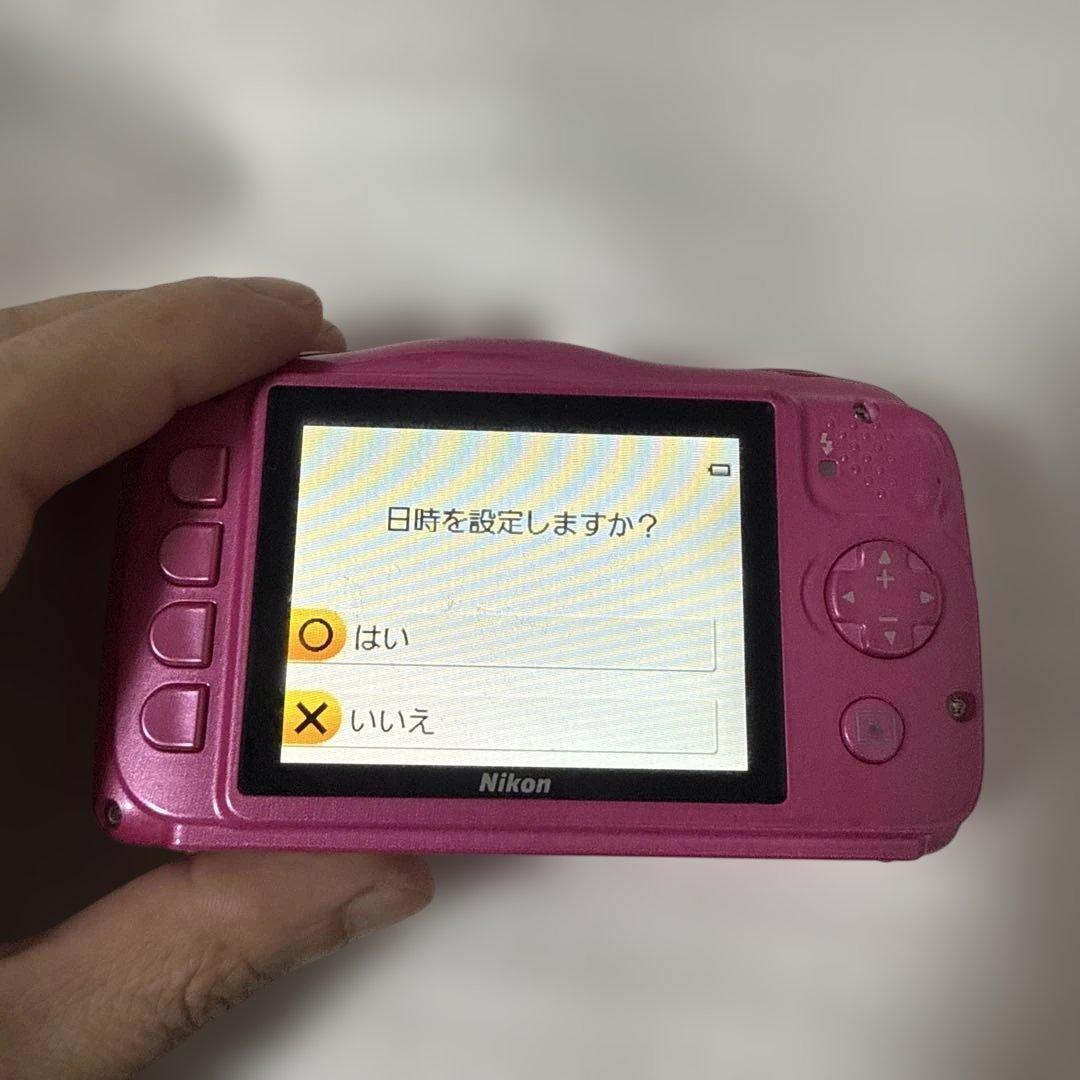 ❗️激安価格❗️デジカメ　本体　Nikon Coolpix W100