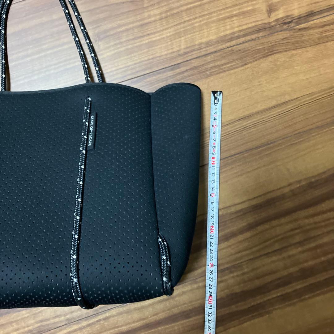 美品　 ステートオブエスケープ　黒