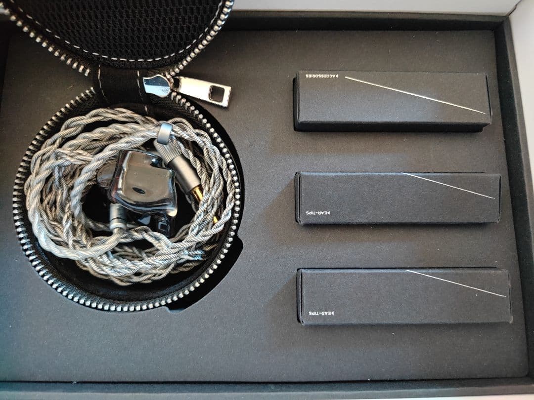 水月雨 Moondrop 流星 - Meteor