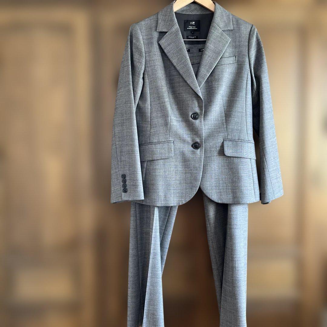 23区レディースビジネススーツ