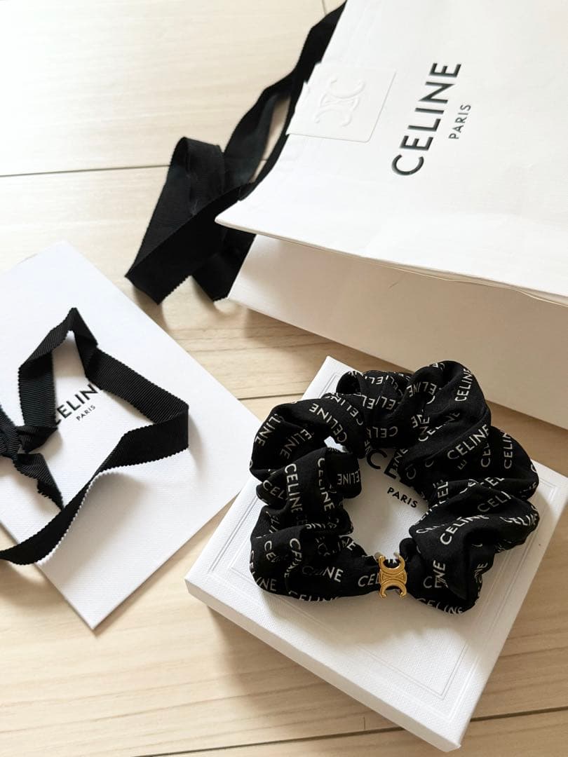CELINE レイユール シュシュ　ロゴ入り　セリーヌ　ヘアゴム