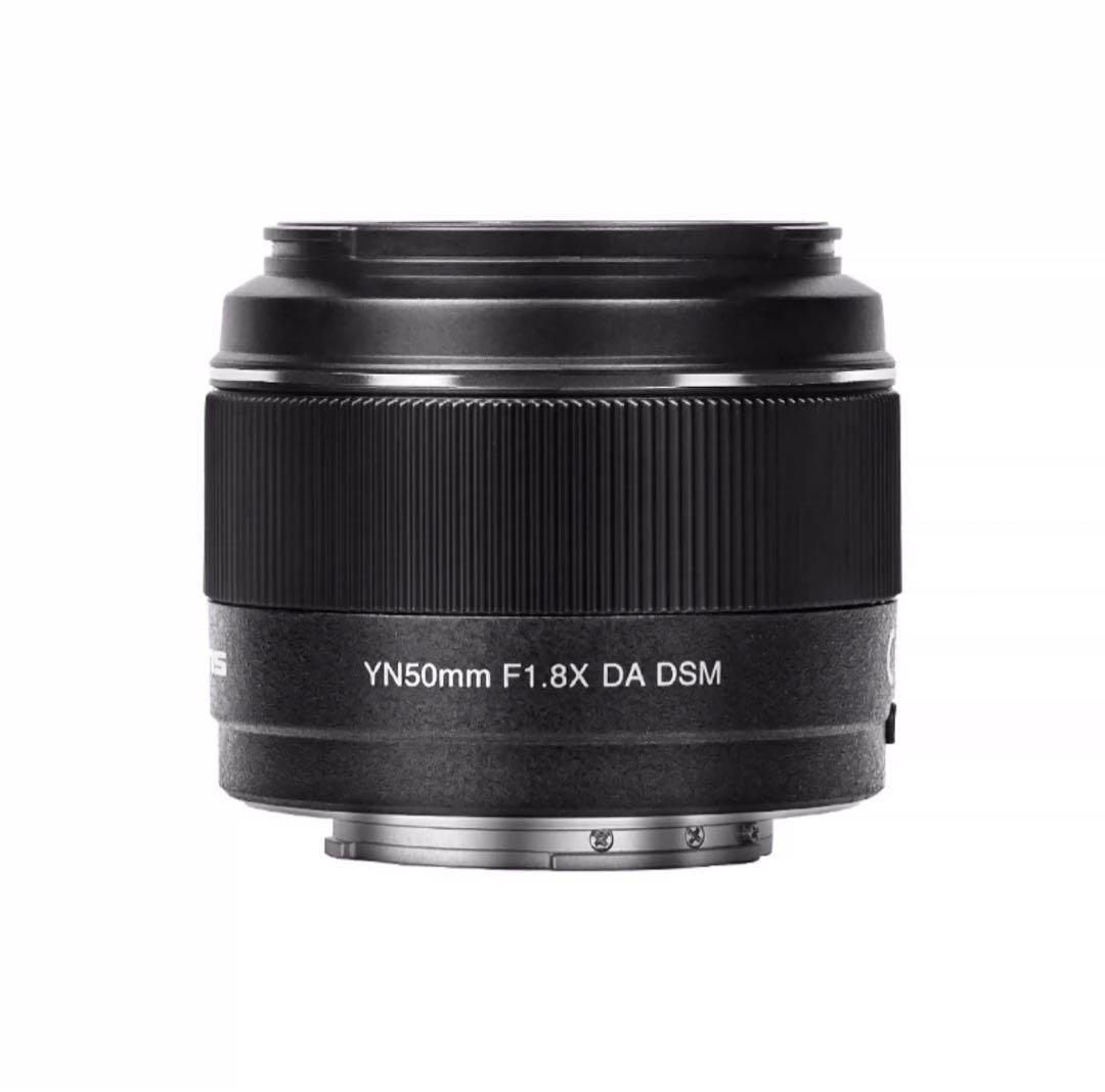 ほぼ新品！一度のみ使いました！YONGNUO 50mmF1.8Xマウントレンズ