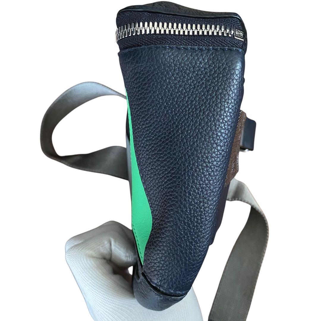 【美品 希少カラー】LOEWE ロエベ Puzzle Bum パズル バムバック