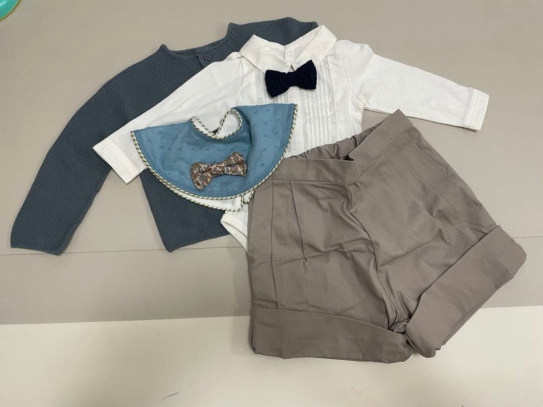 マールマール　新品　ボディスーツ　スタイ　カーディガン