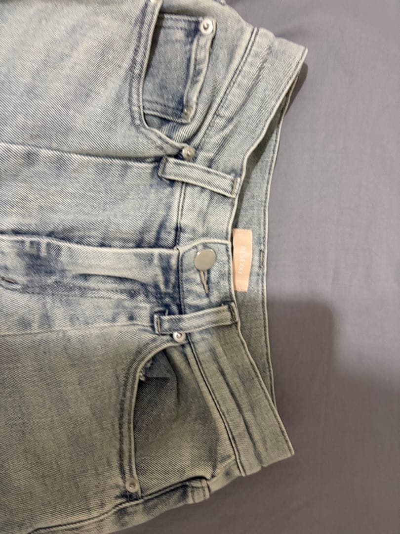 RESEXXY カットアウトリボンデニムパンツ　アイスブルー