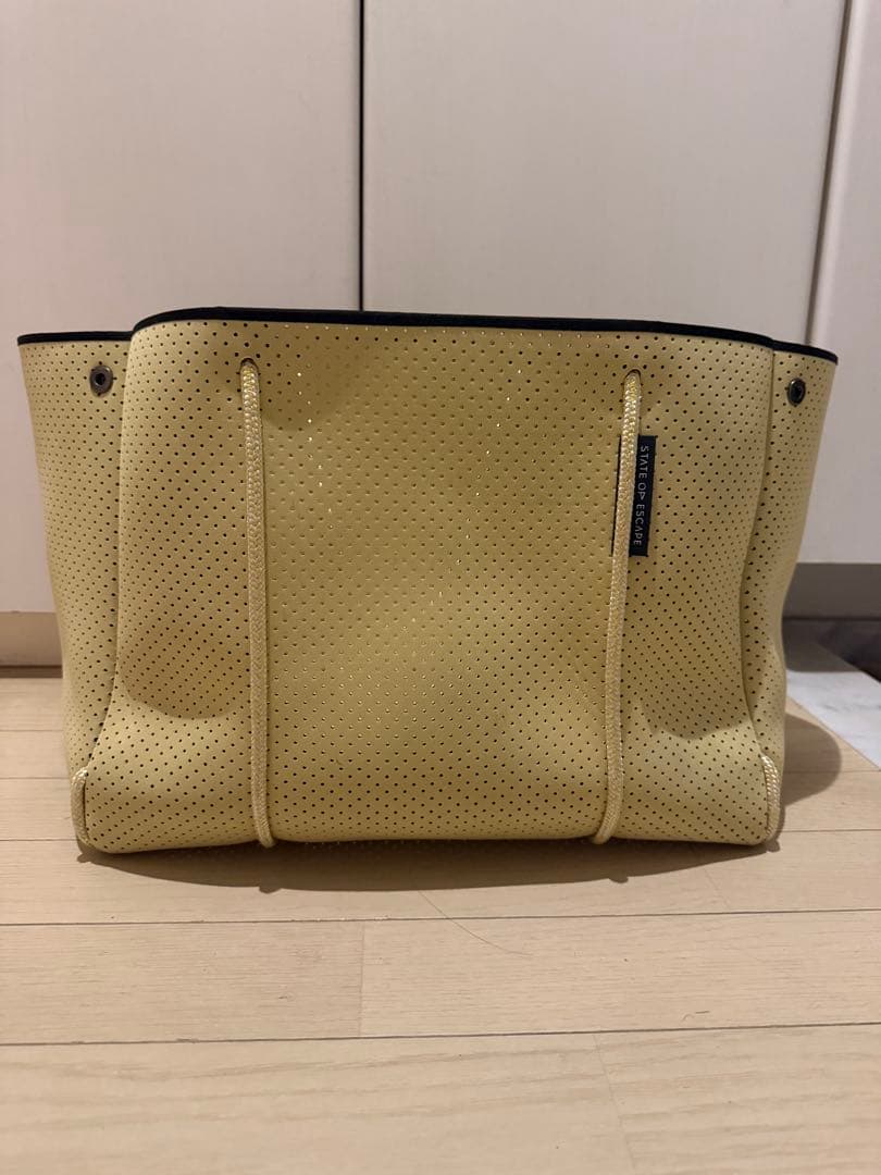 バッグ STATE OF ESCAPE