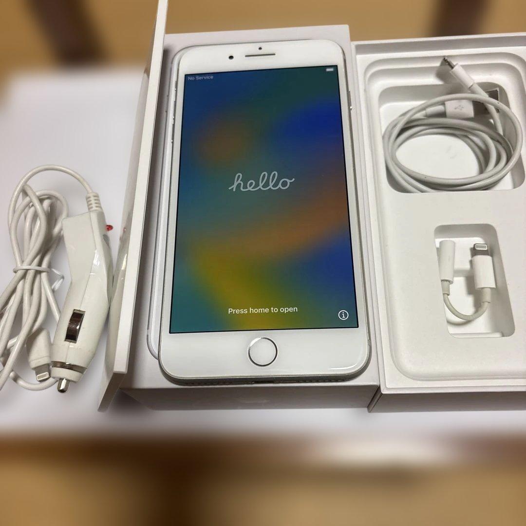 Apple iPhone 8 Plusシルバー 本体 充電器付き