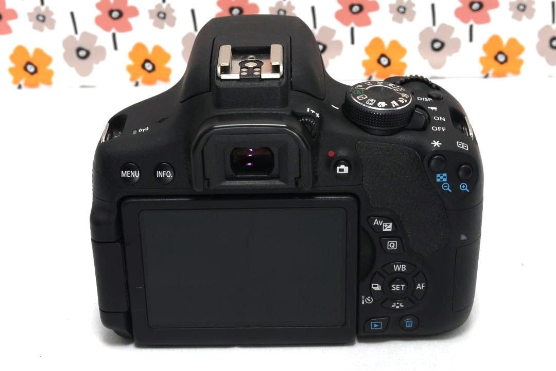 【返品保証】❤ダブルレンズ❤CANON KISS X8i❤Wi-Fi画像転送❤