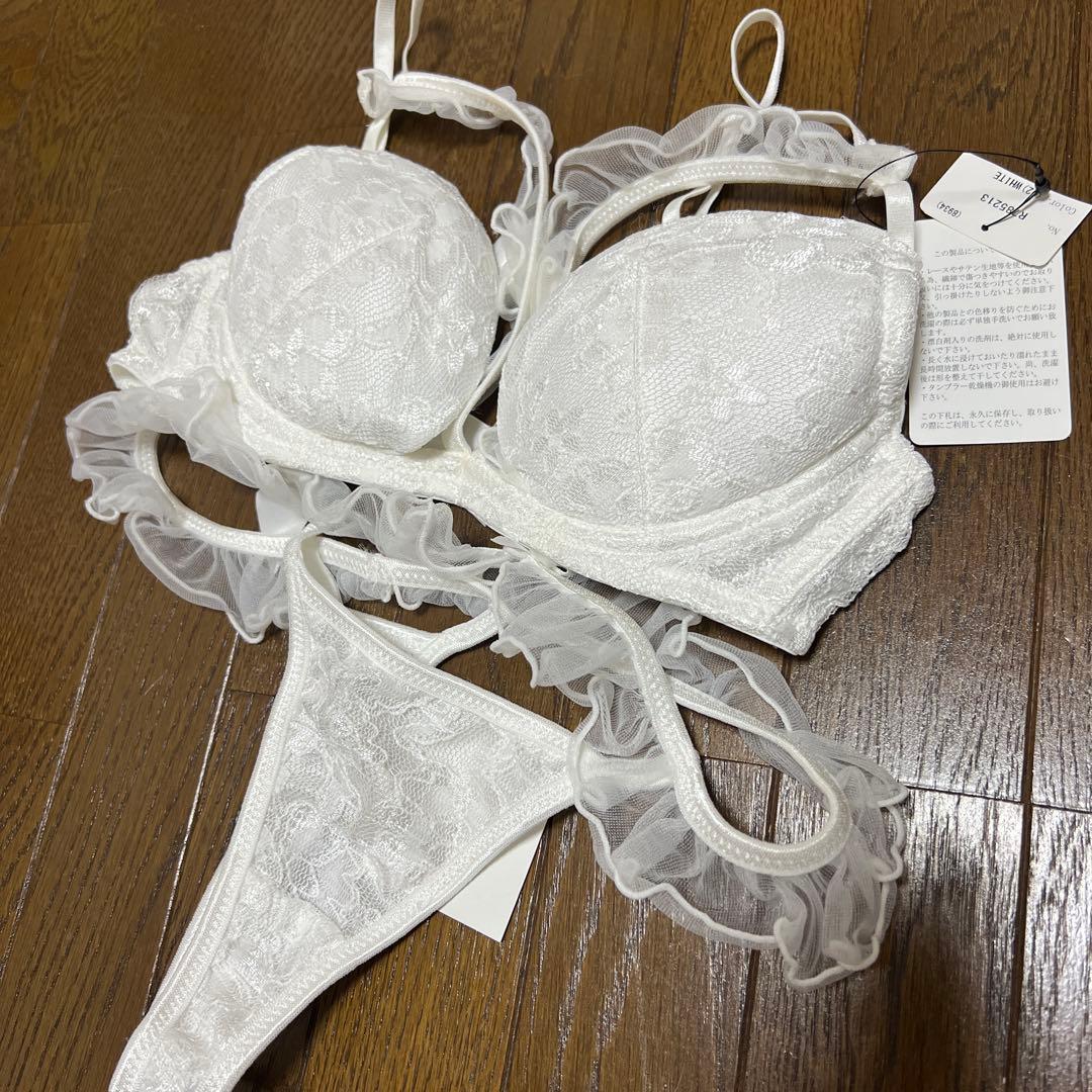 Ravijour フリル付きホワイトレースブラジャーショーツセット