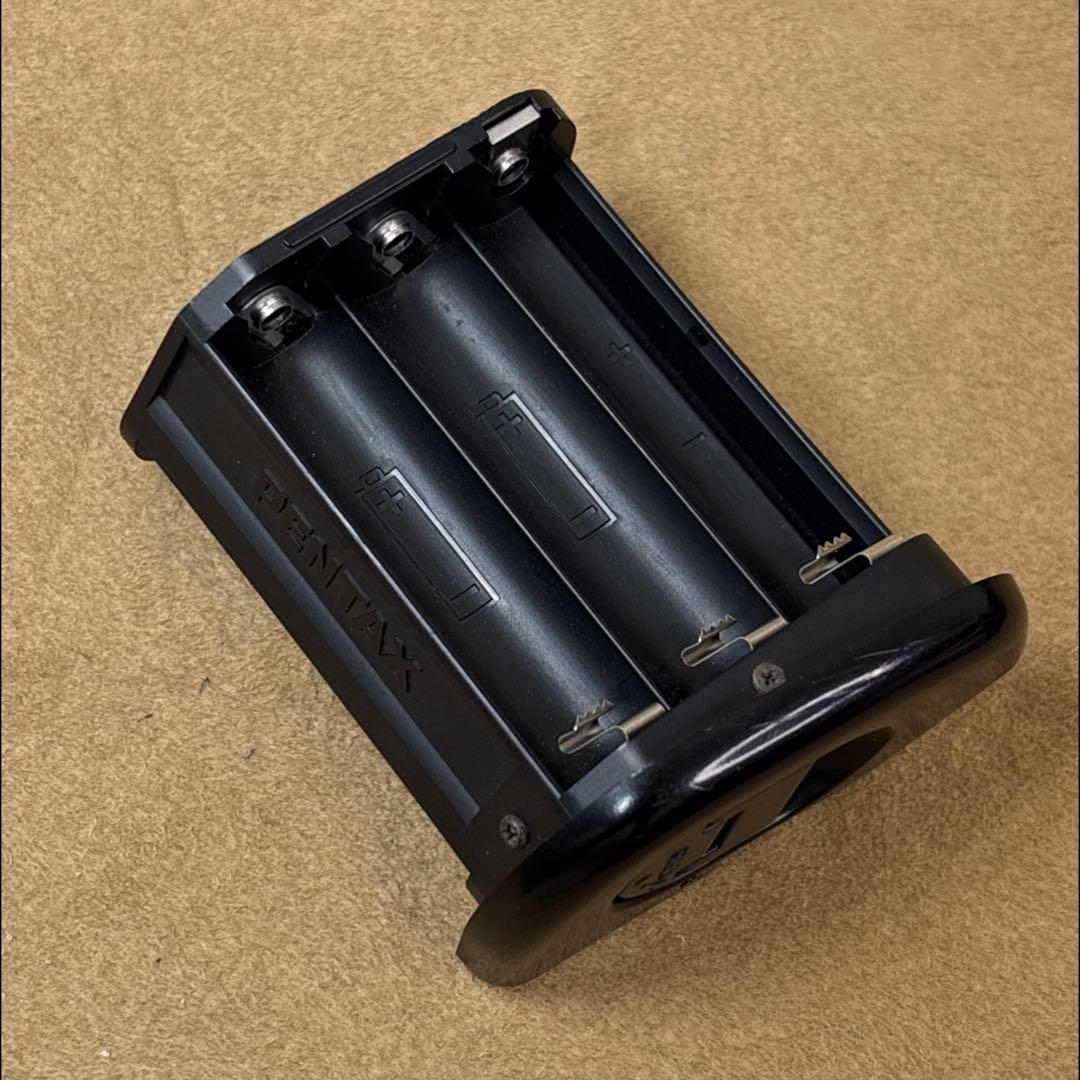 K*y様 ペンタックス　Pentax 645N バッテリーホルダー