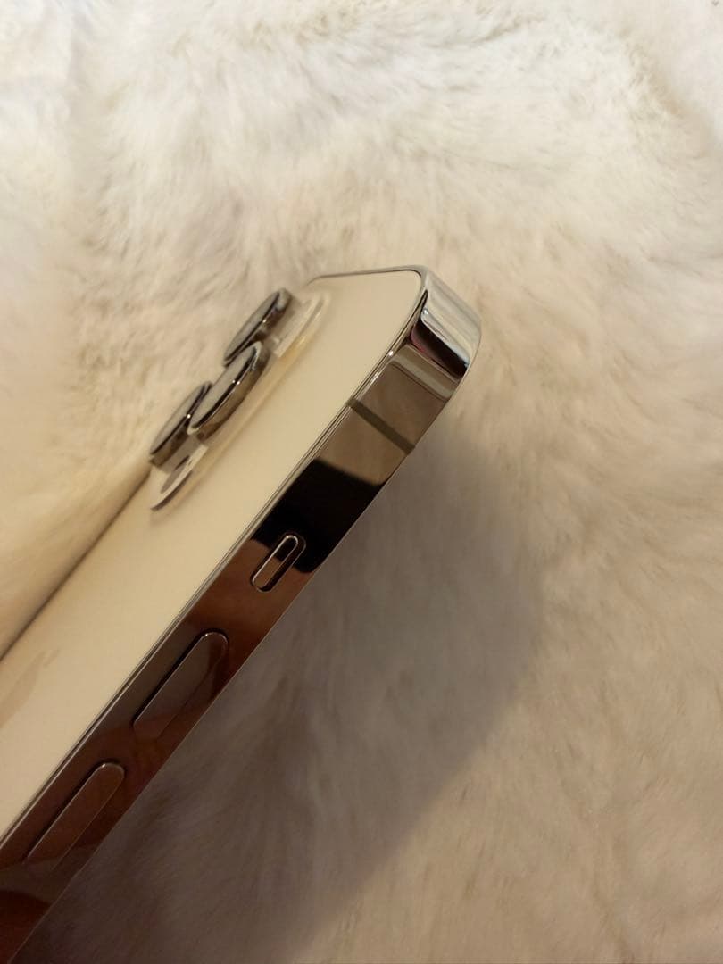 【24時間以内に発送いたします】iPhone 14 Pro ゴールド 本体