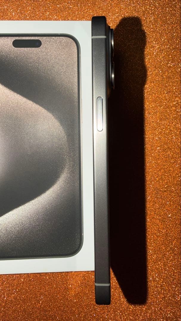 【海外版・無音】iPhone 15 Pro Max 1TB SIMフリー 美品