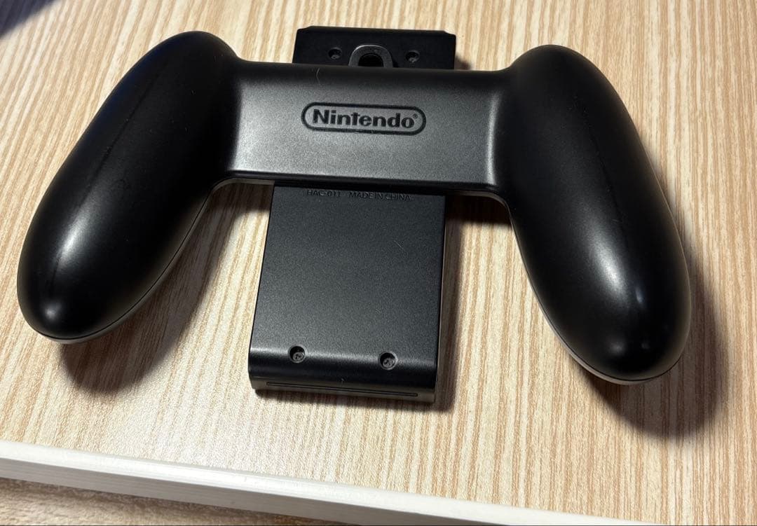 ほぼ未使用　Nintendo Switch 【完品】