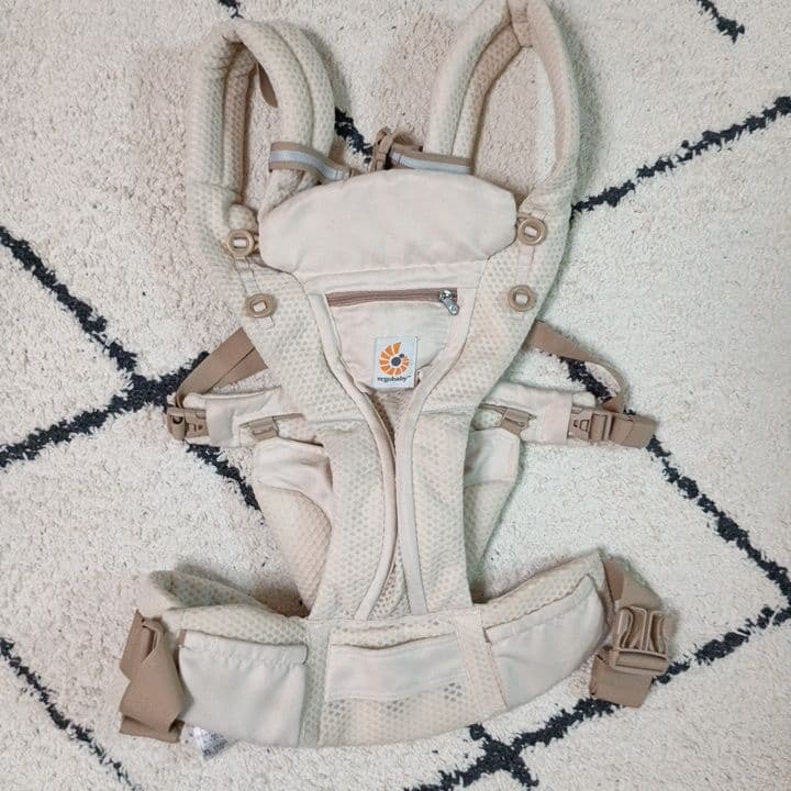 【Er⋈˖* 】❢　ergobaby　オムニブリーズ 抱っこ紐