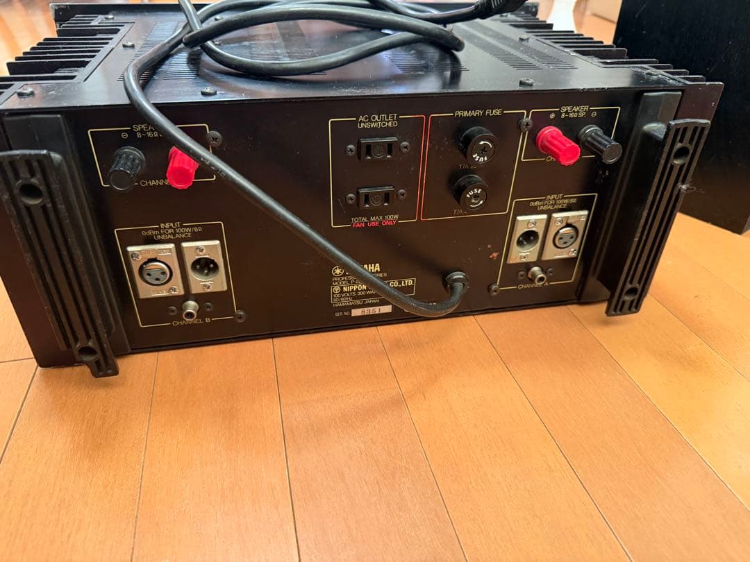YAMAHA P-2200 パワーアンプ　動作良好